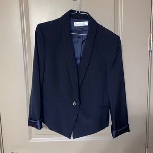 Navy blue Tahari jacket. Size 10.